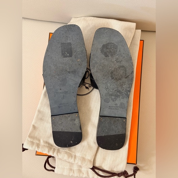 Hermes Oran Sandal in Noir (Authentic) Size 9.5/40 - Picture 7 of 7